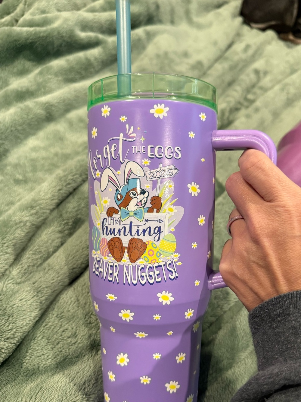 40oz Yukon Buccees Purple Daisy Easter Tumbler with Straw. Used Once.